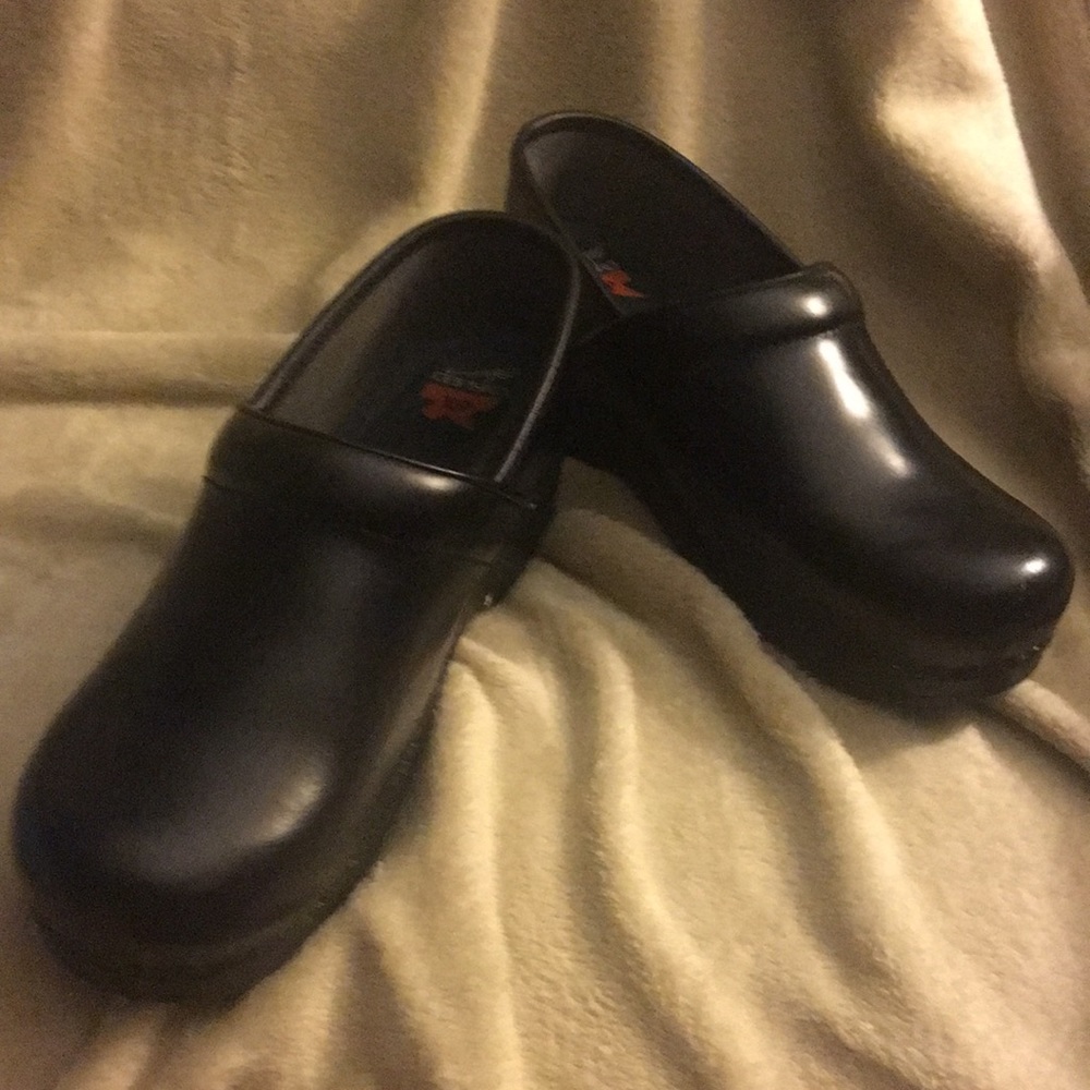 Dansko, XP, size 40. Black.